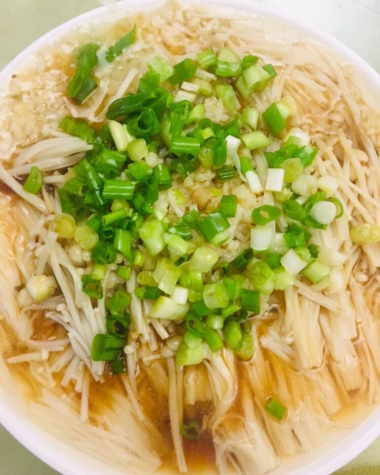 蒜蓉蒸金针菇