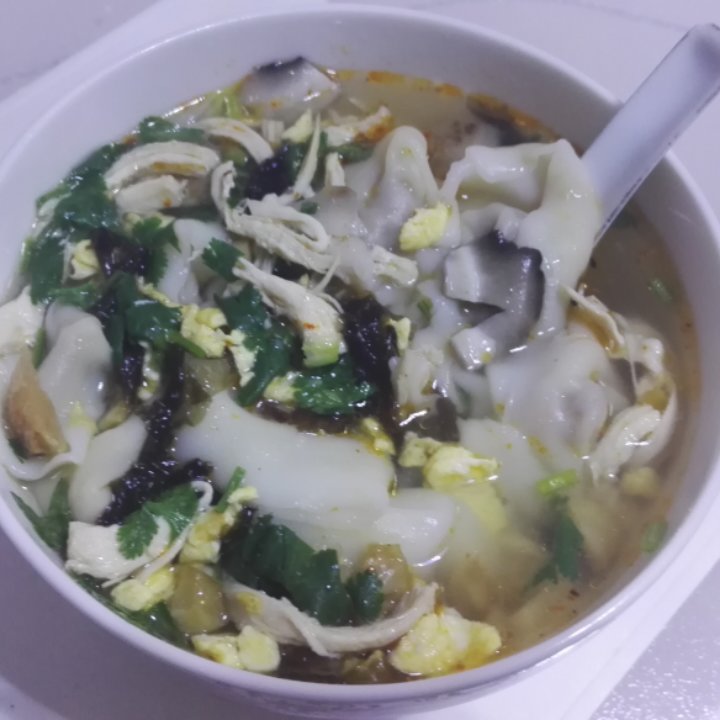 鸡丝小馄饨