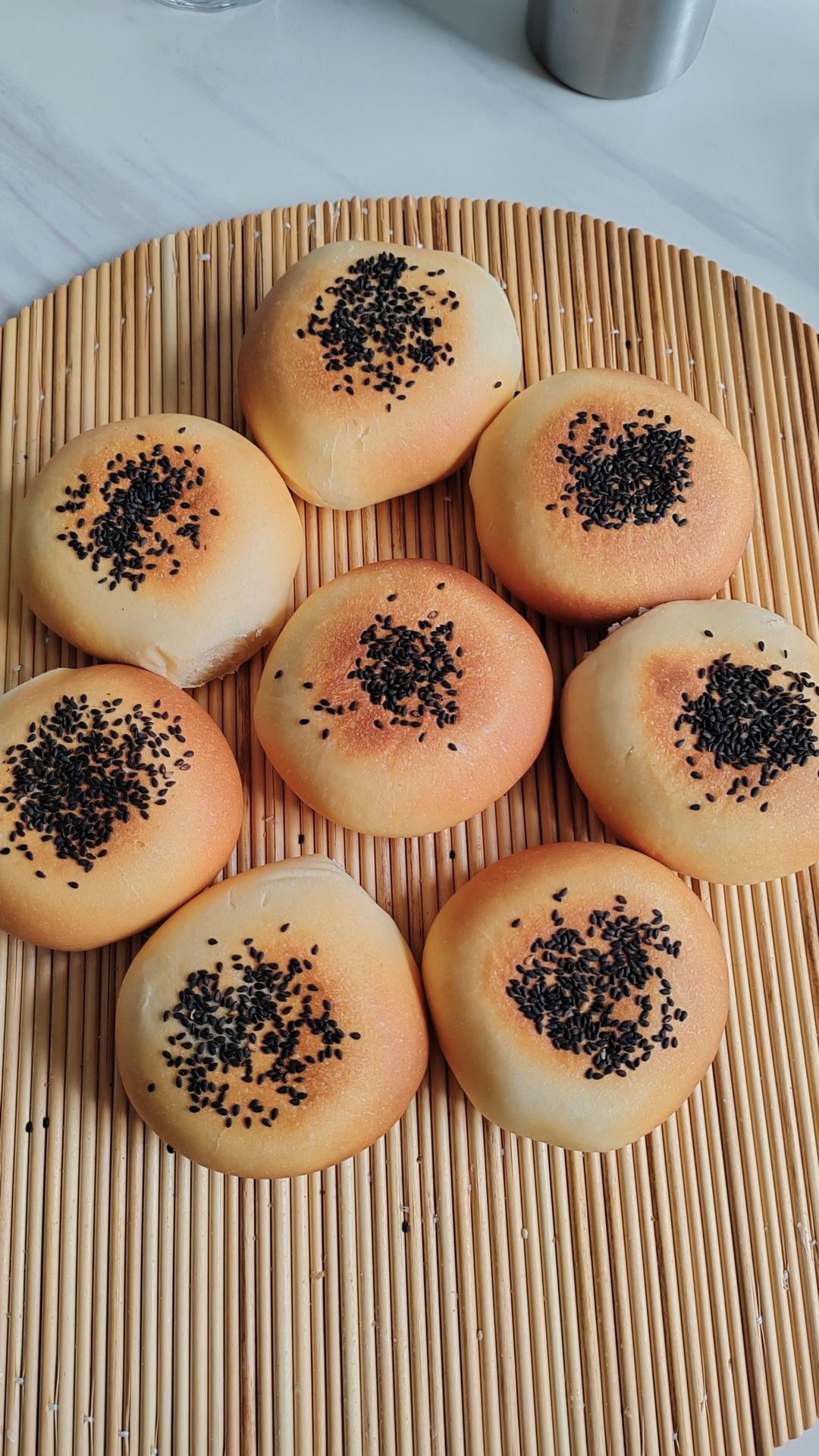 在家就能做，日式面包店招牌红豆大鼓面包