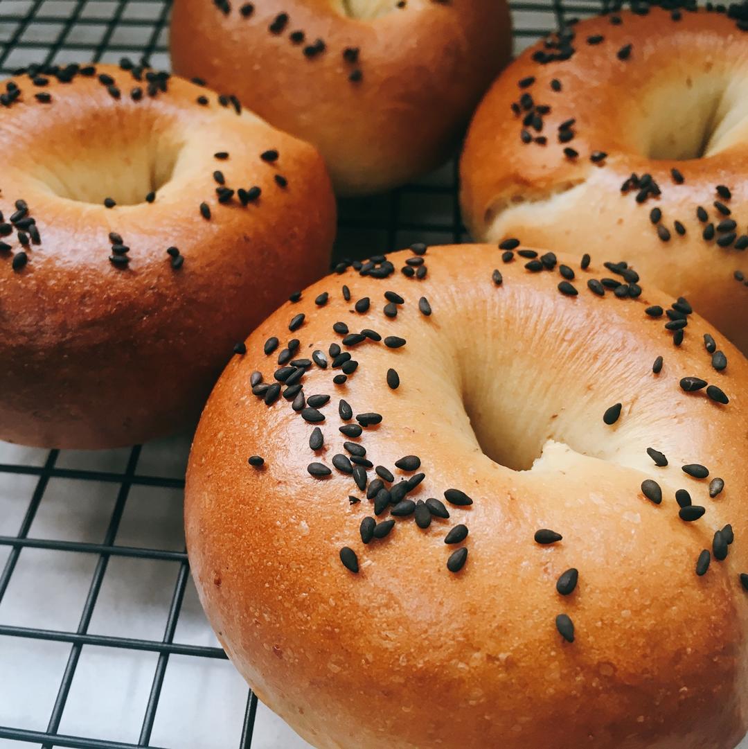 贪吃一喵做的胚芽bagel(贝果)
