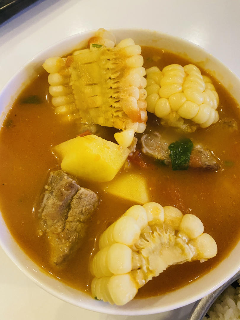番茄玉米排骨汤