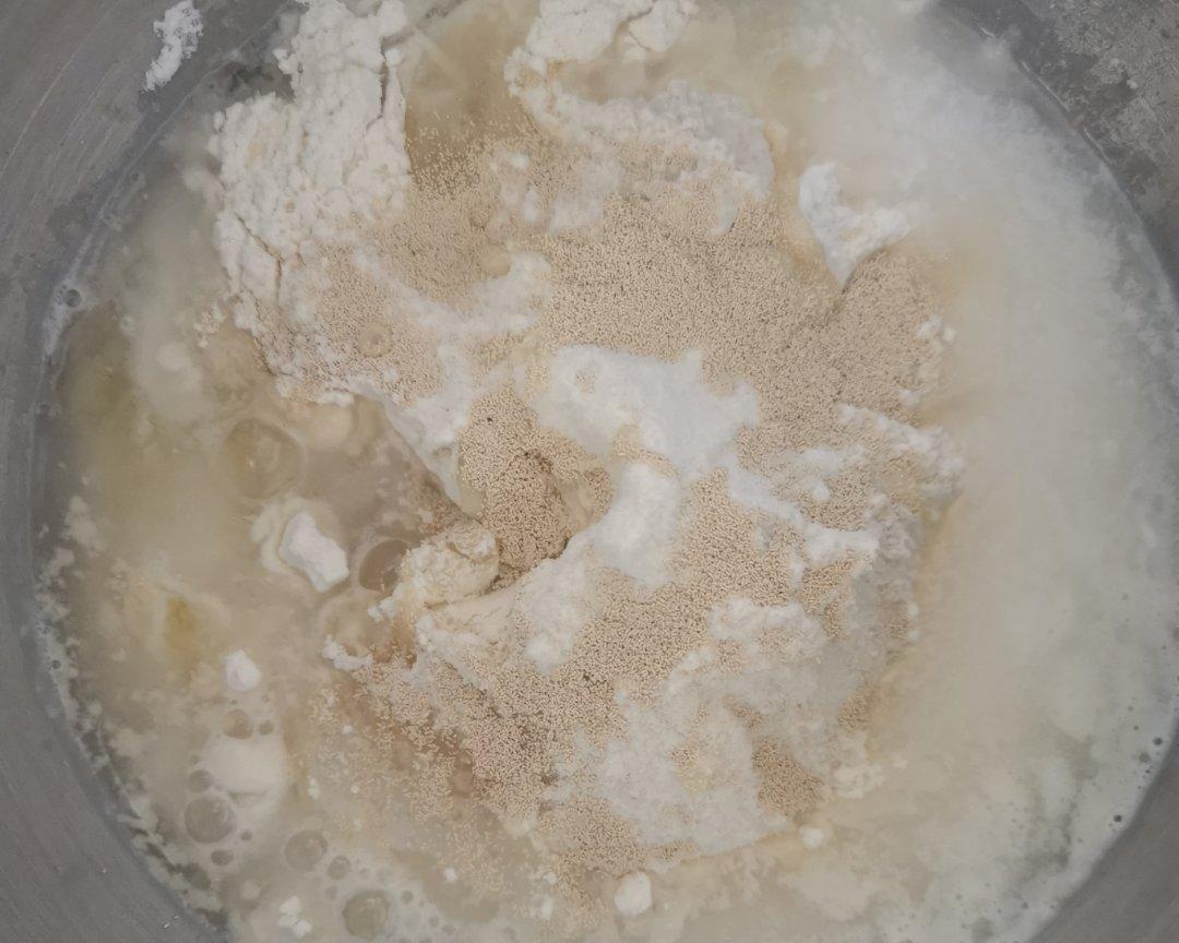 纯奶手撕吐司的做法 步骤1