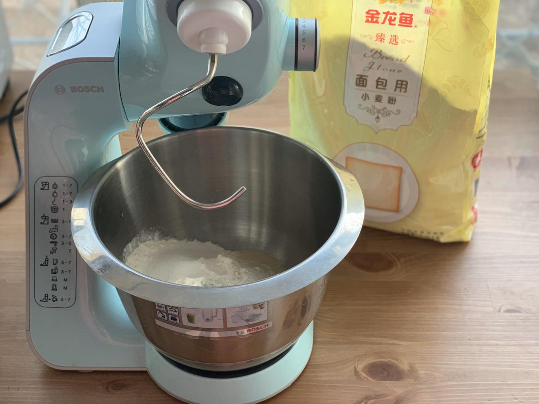 纯奶手撕吐司的做法 步骤1