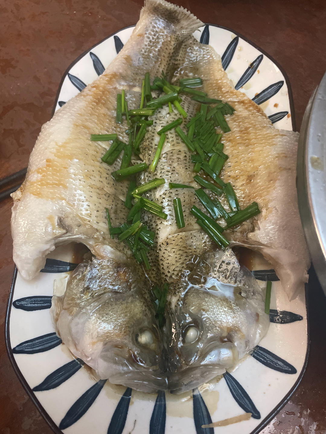 10分钟做 清蒸鲈鱼 （附切鱼图解）