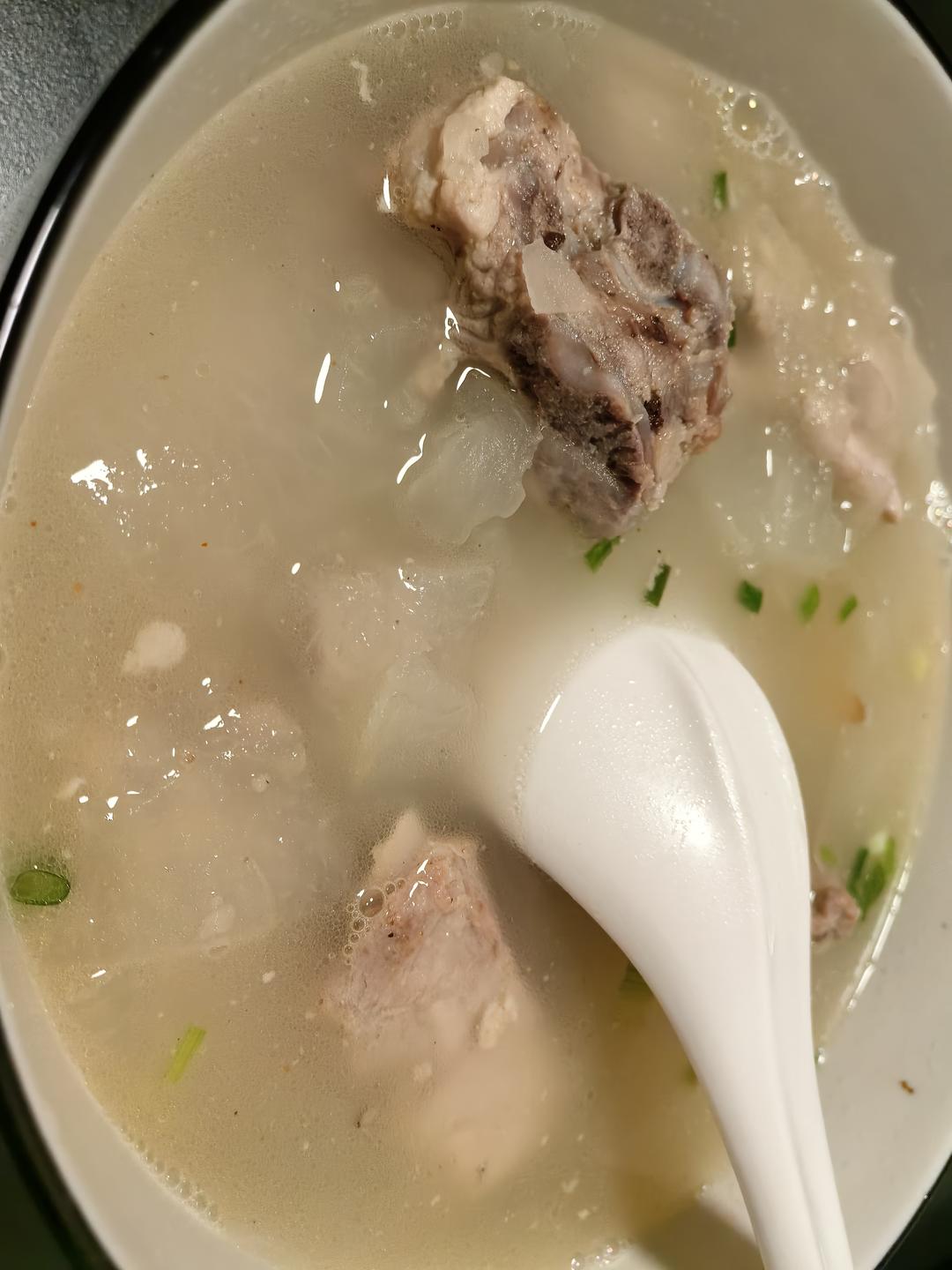 冬瓜排骨汤，夏天的味道