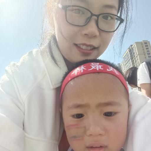 李李在厨房