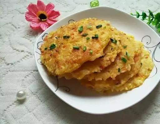 米饭煎饼的做法
