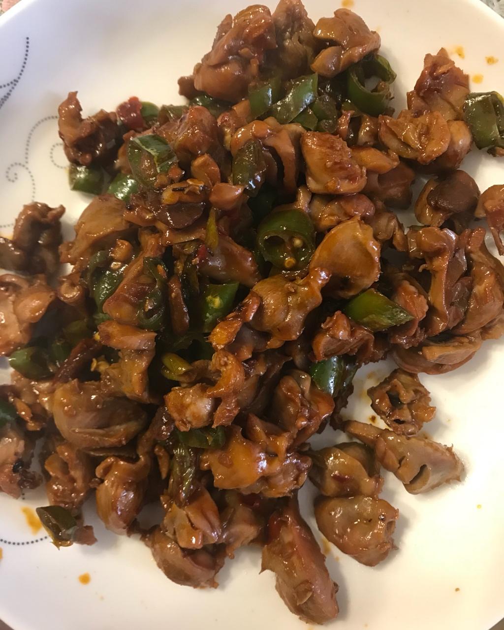 小米椒爆鸡胗