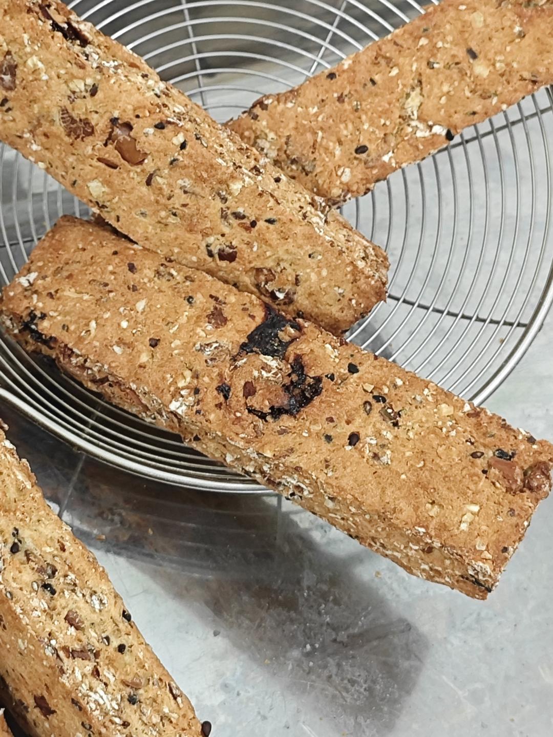 代餐棒--燕麦坚果意式脆饼