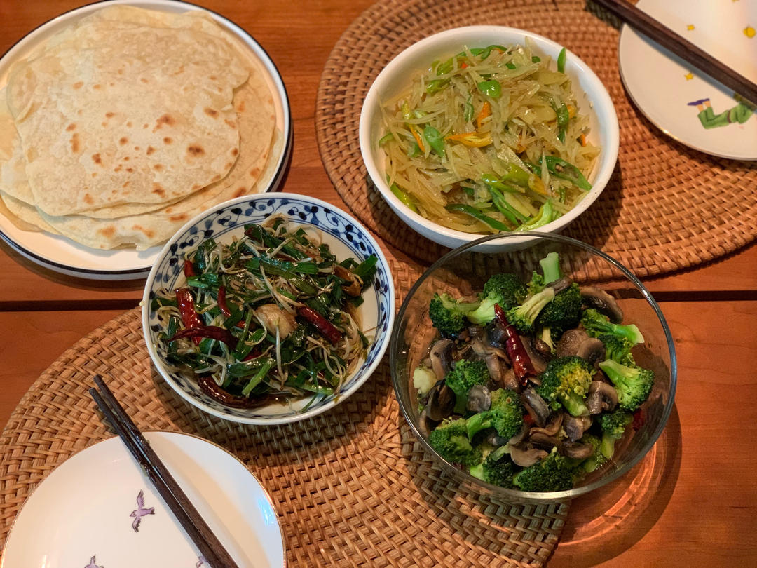 春饼的做法（北方习俗吃的摊春饼）