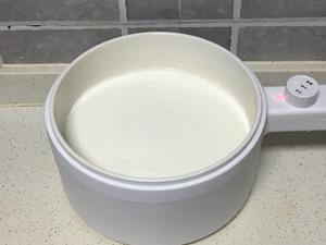 专为夏天打造的主食——酒酿牛奶燕麦粥，美容养颜，低脂饱腹的做法 步骤3