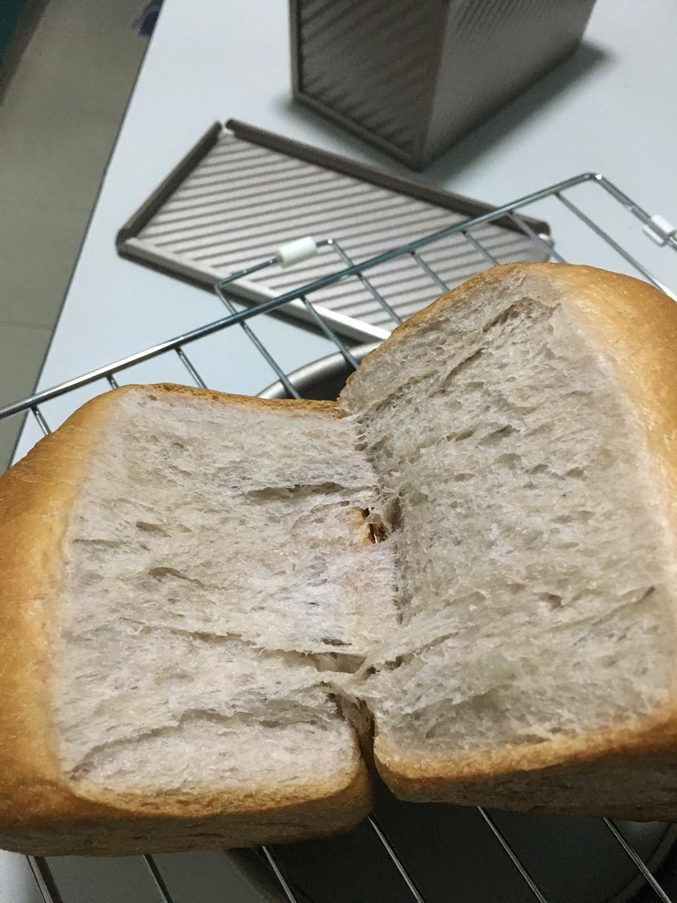 纯素烘焙之红糖吐司～拉丝♥拉丝～