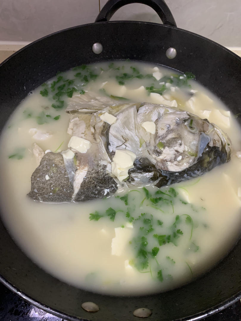 鱼头豆腐汤