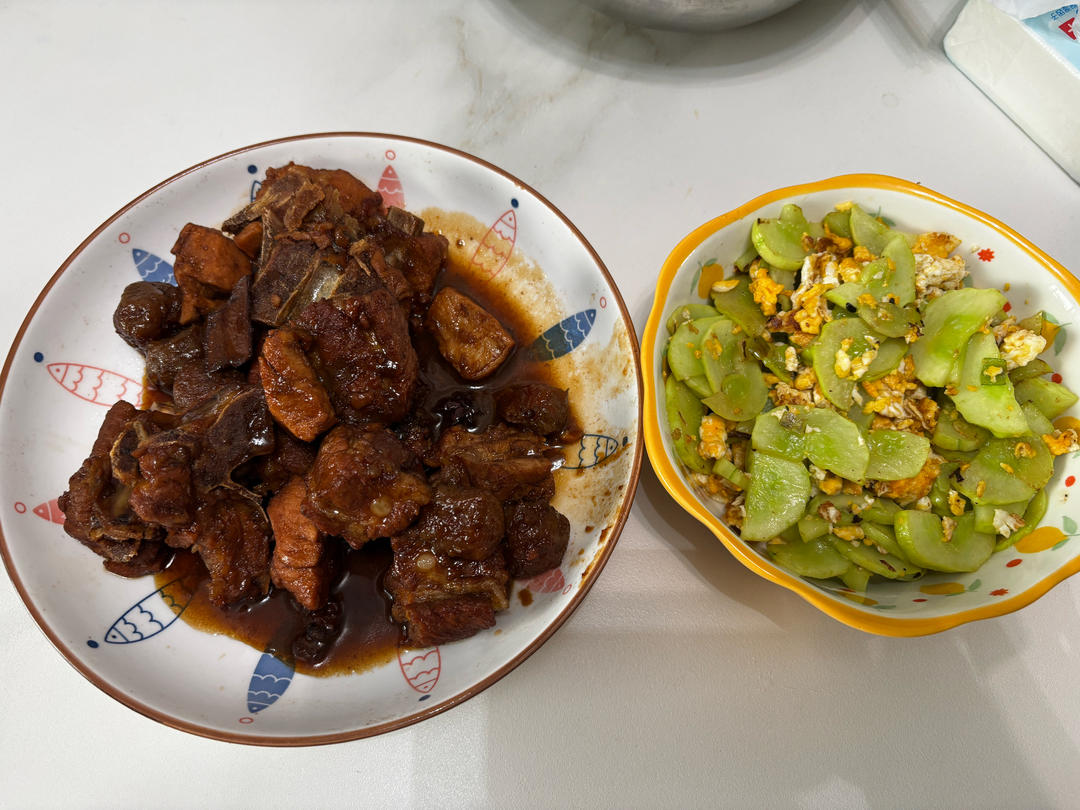 一嘬就脱骨的雪碧话梅小排