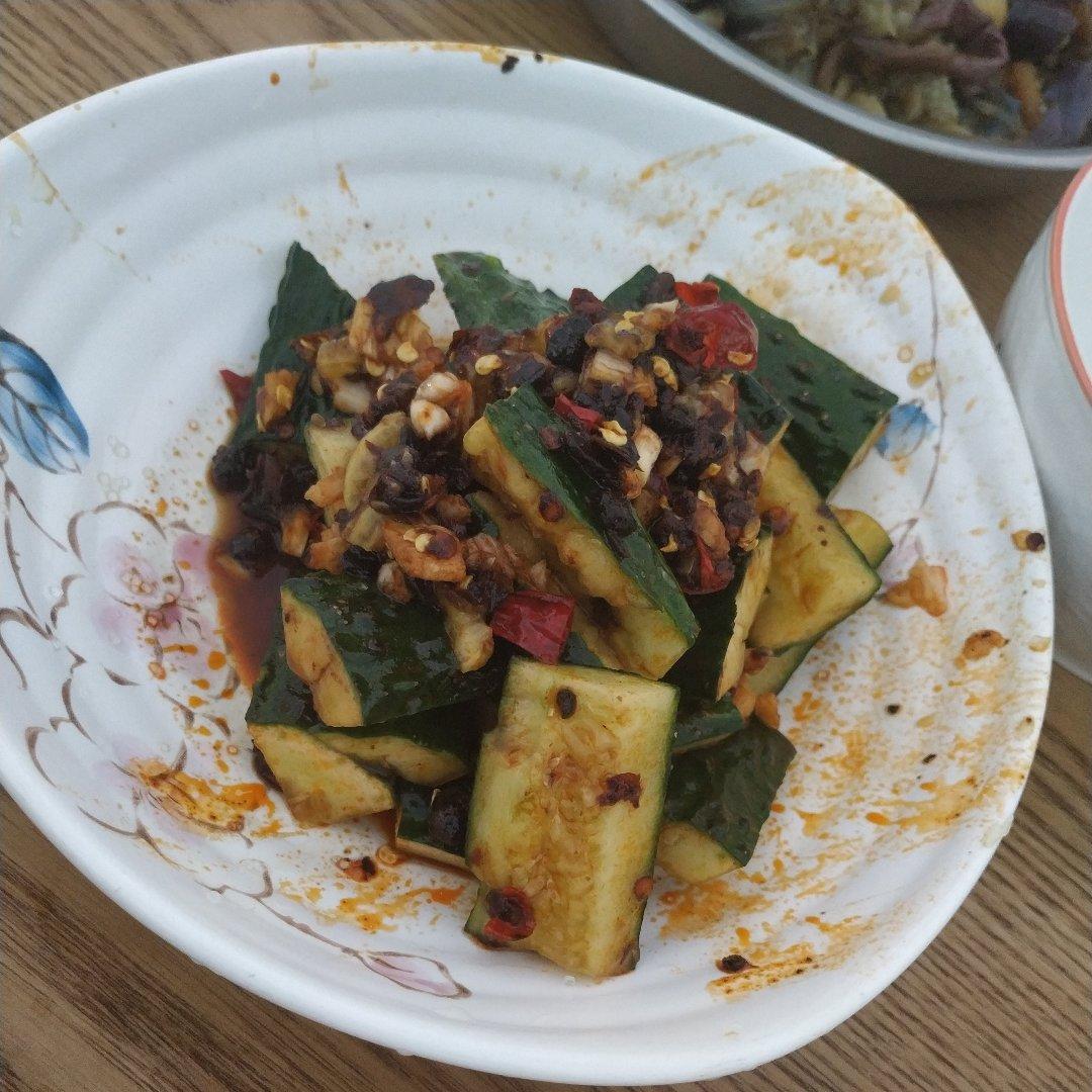 酸辣拍黄瓜