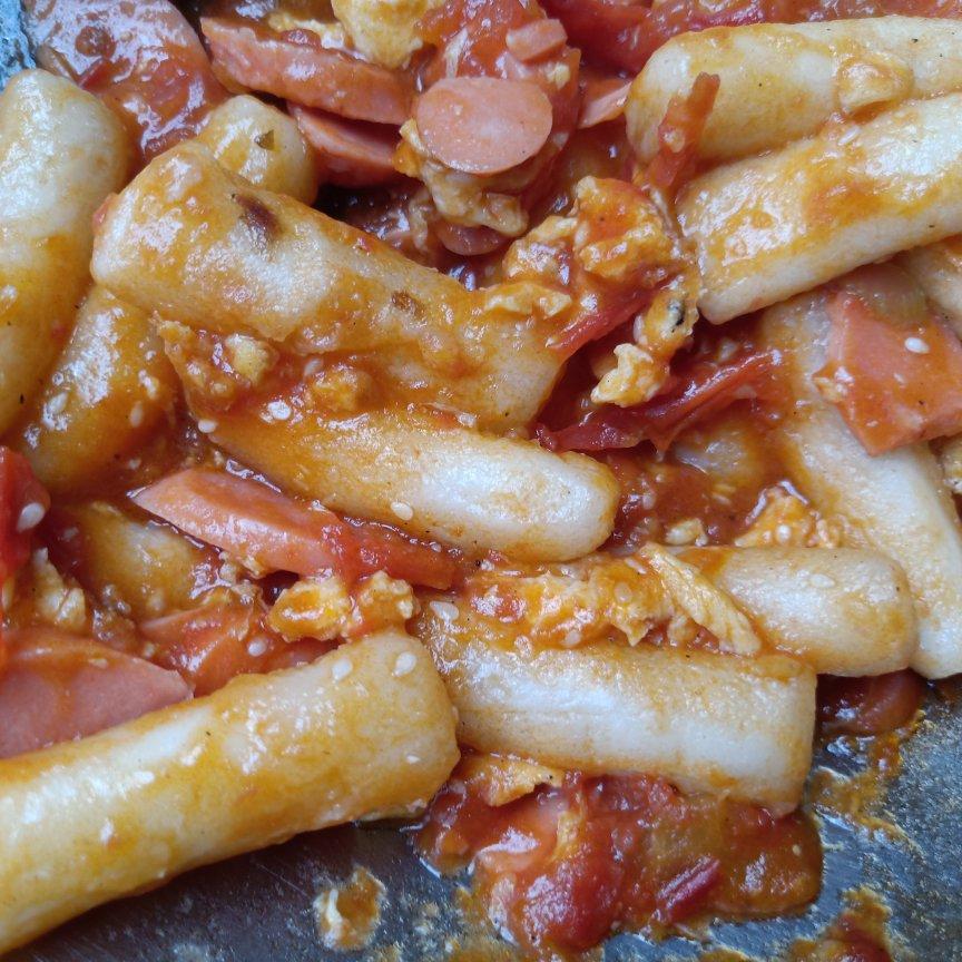 慌乱锅锅做的番茄酱炒年糕