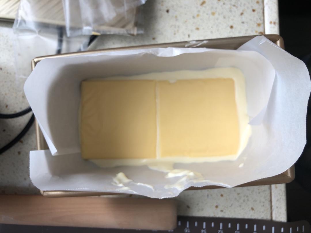 堪比柯基屁股
爆浆芝士🧀古早蛋糕