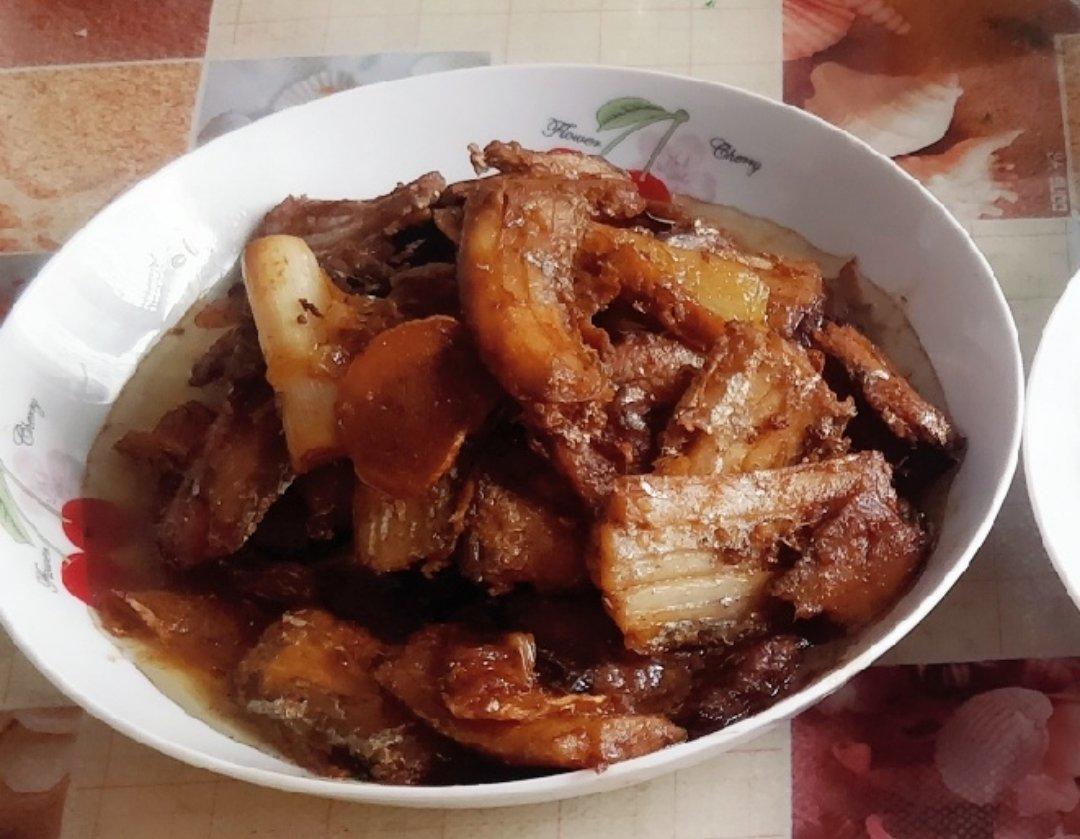 不太会做鱼也能做出超香的红烧带鱼