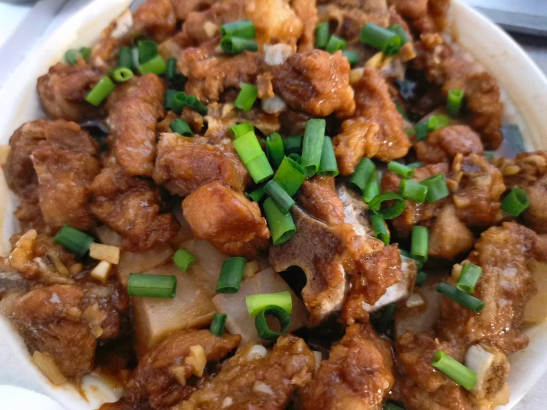 香芋蒸排骨（简单好吃）