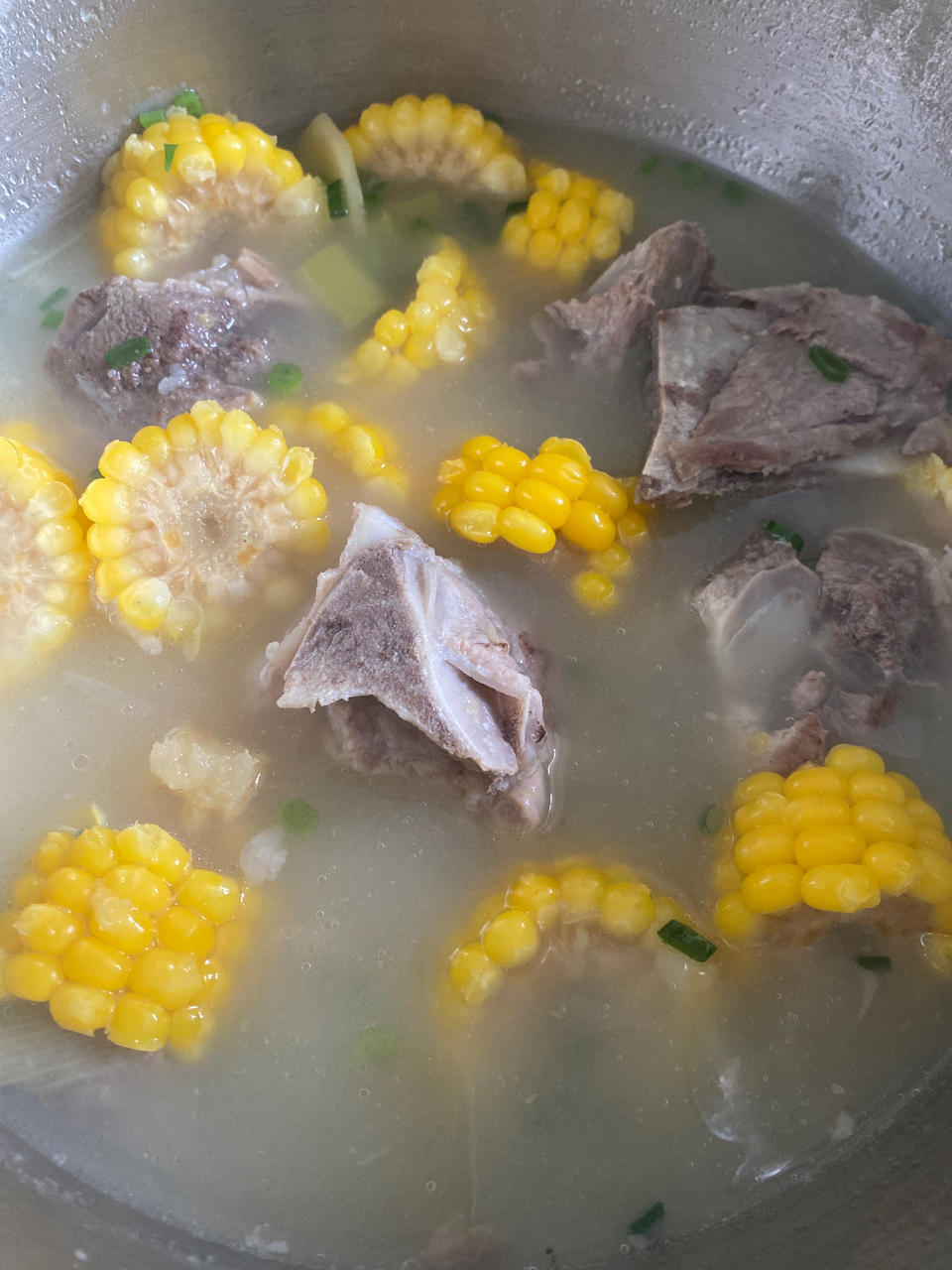 好喝到哭的玉米排骨汤