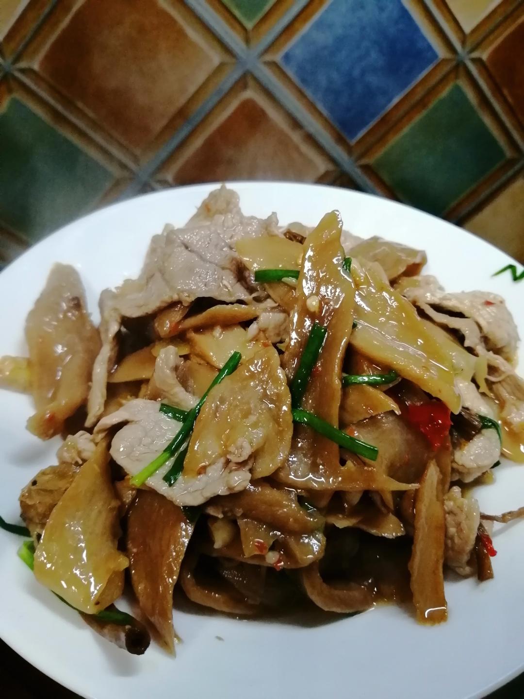 萝卜干小炒肉的做法