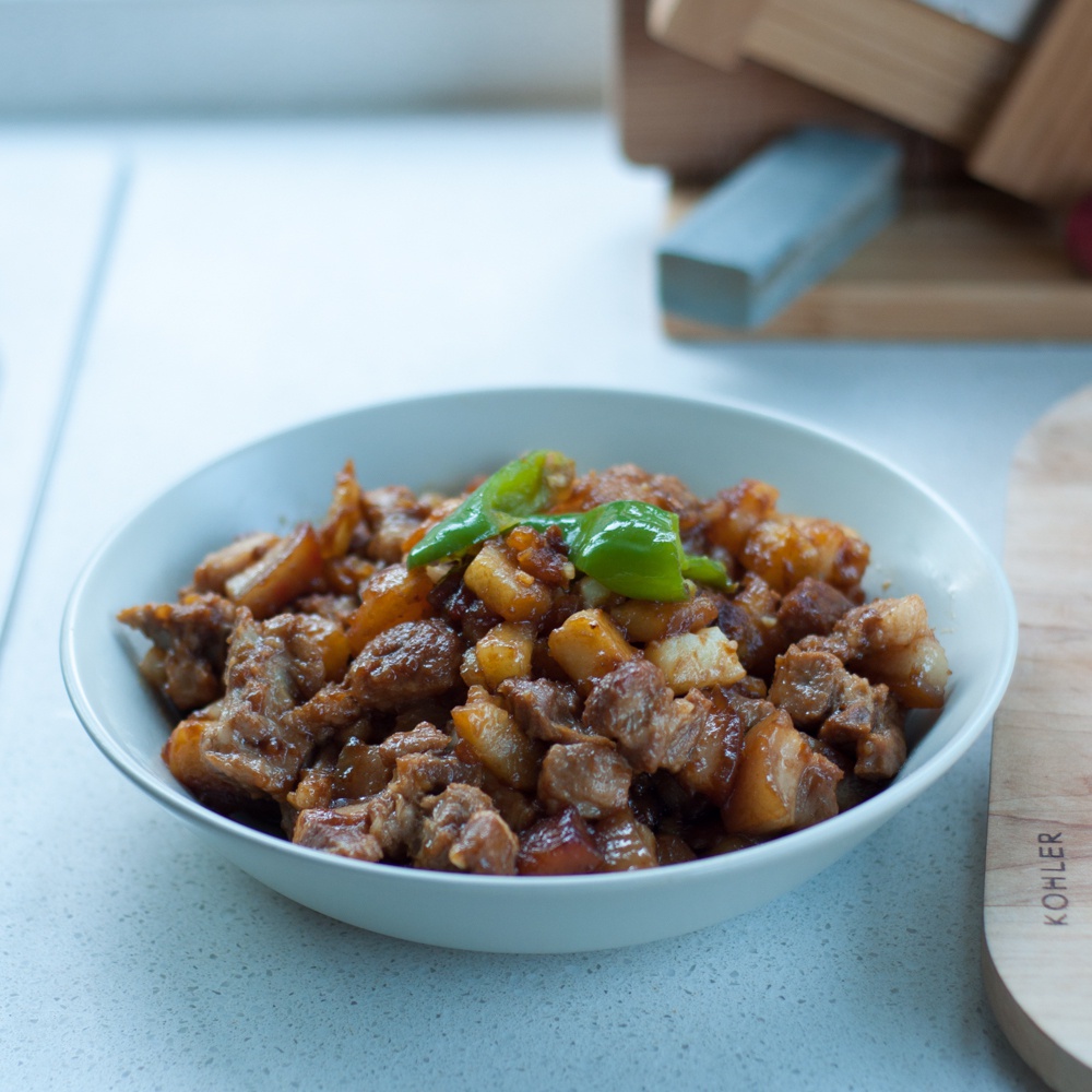 红烧肉炖土豆