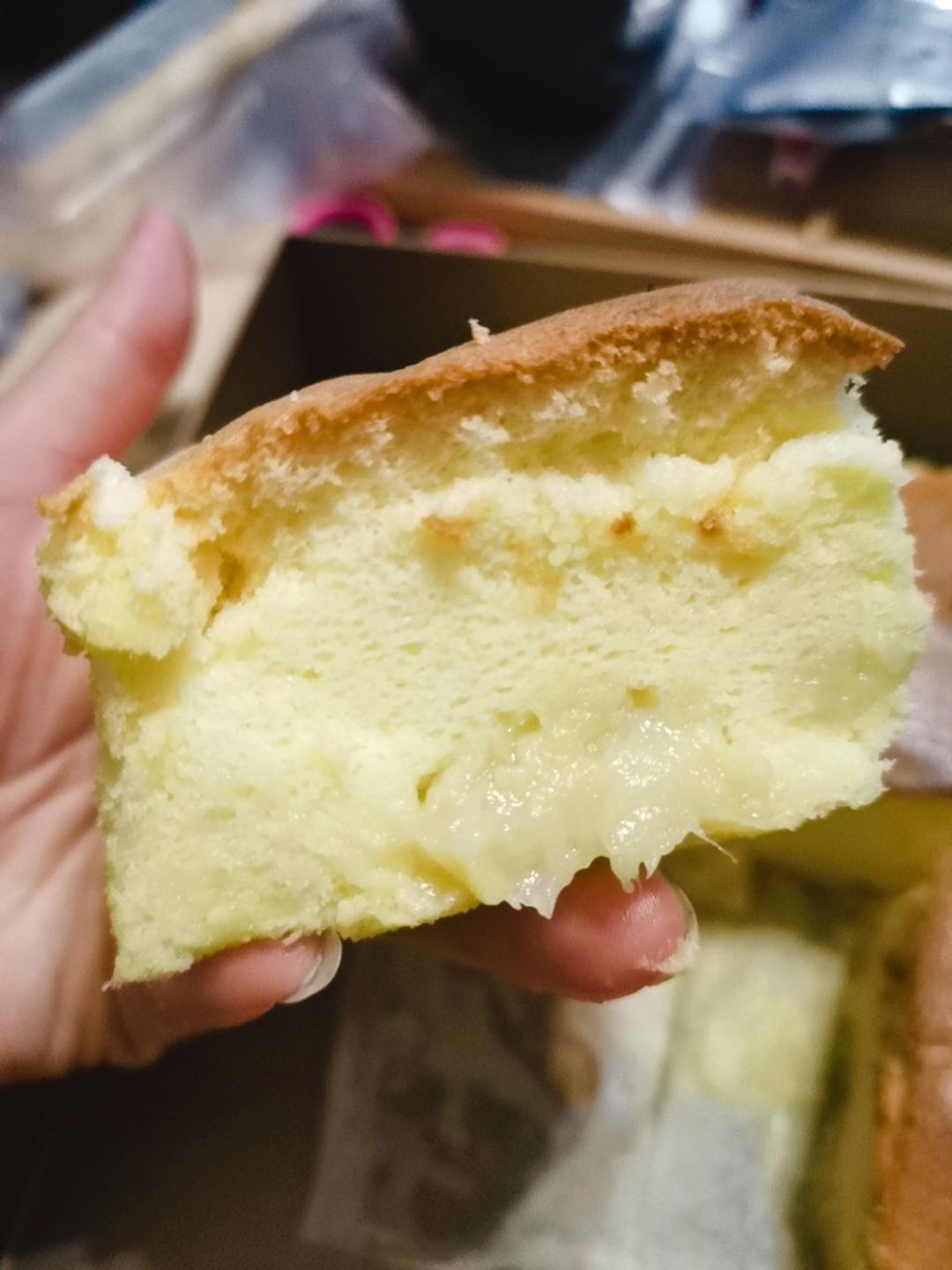 超超超柔软的咸蛋黄芝士古早蛋糕!