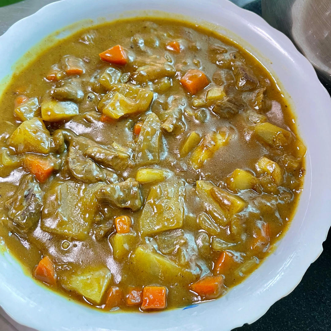 咖喱土豆烧牛肉