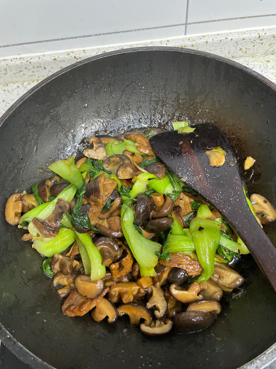 简易版香菇扒油菜