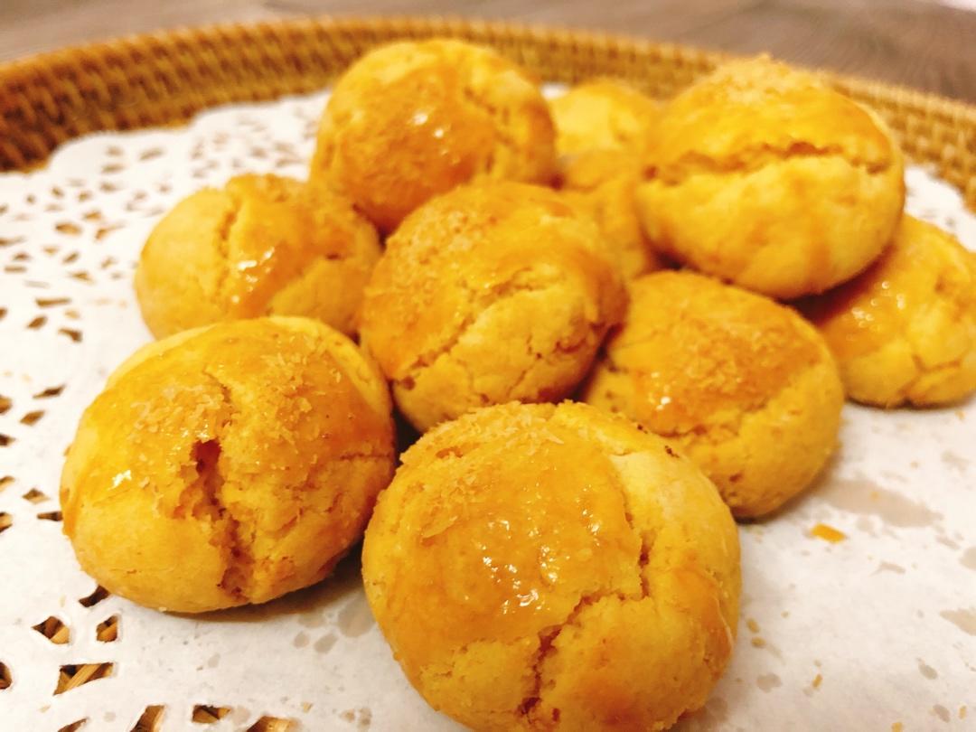 🔥日卖万盒👉椰香金沙咸蛋黄酥💥蛋黄控大爱‼️