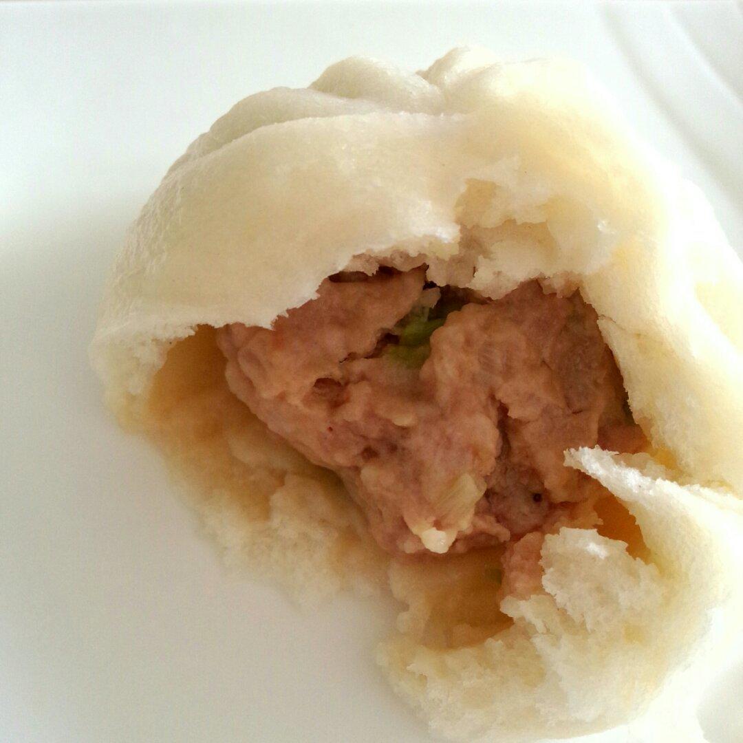 肉包子,杠杠的