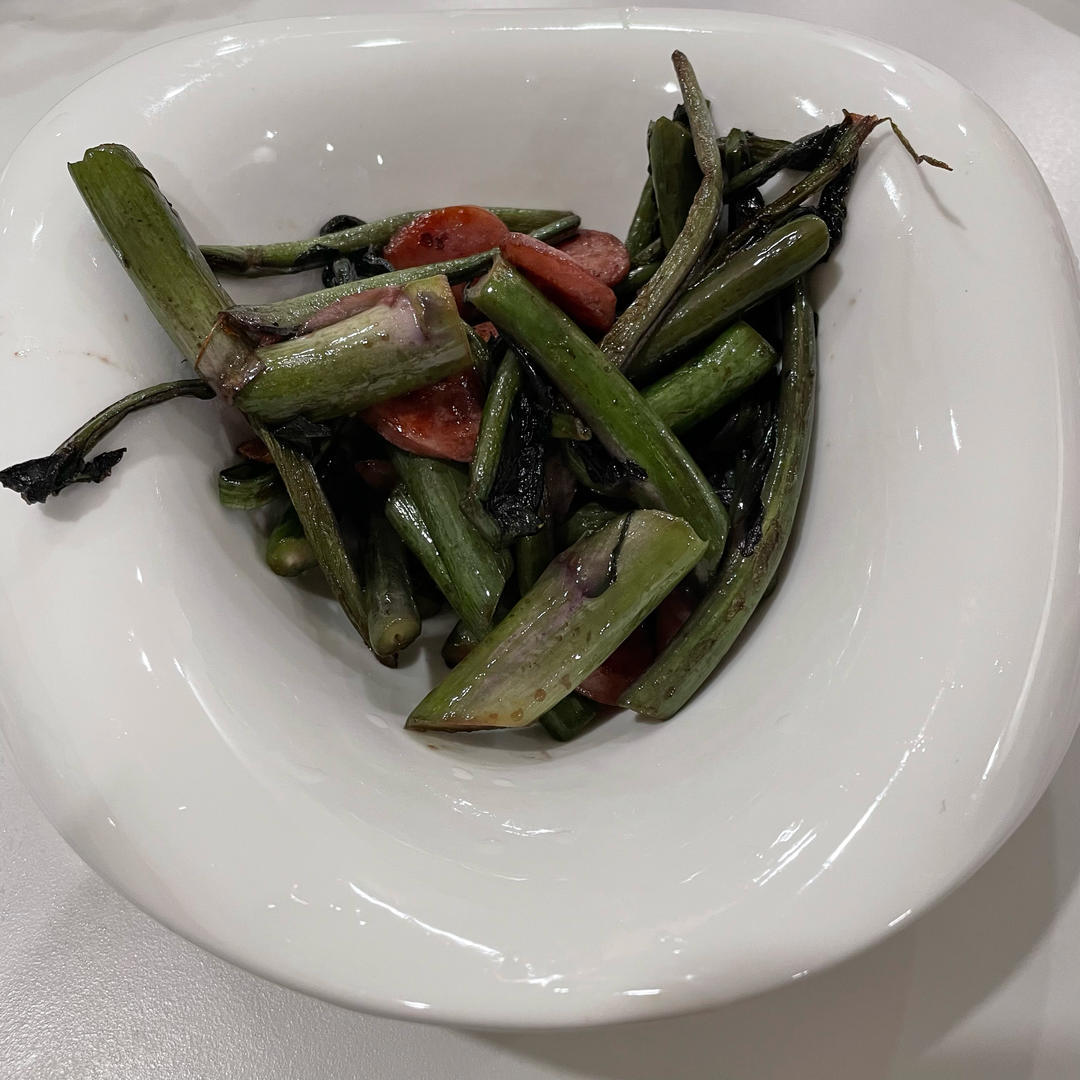 蒜香红菜苔