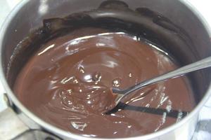 古典巧克力cupcake配马斯卡彭奶油霜的做法 步骤1
