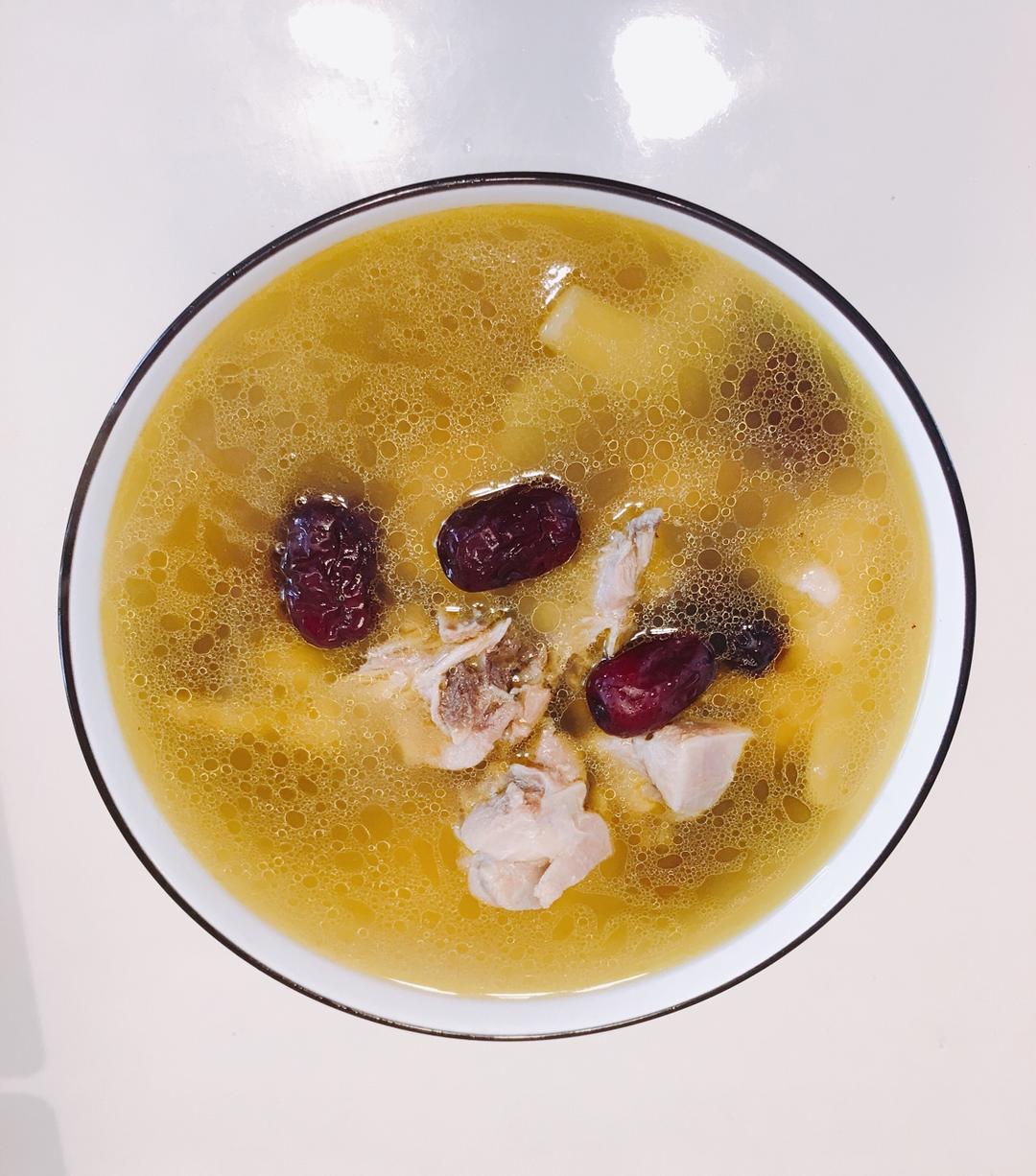 纪里做的土鸡汤