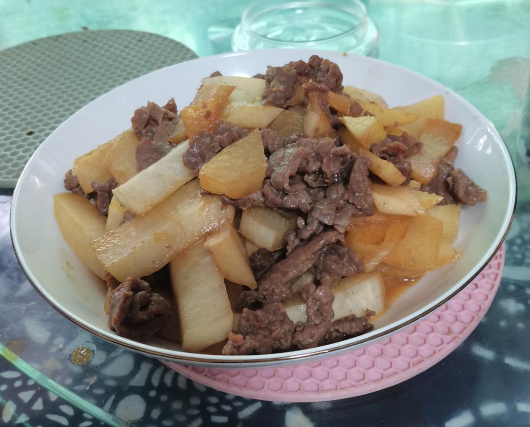 凉薯炒牛肉