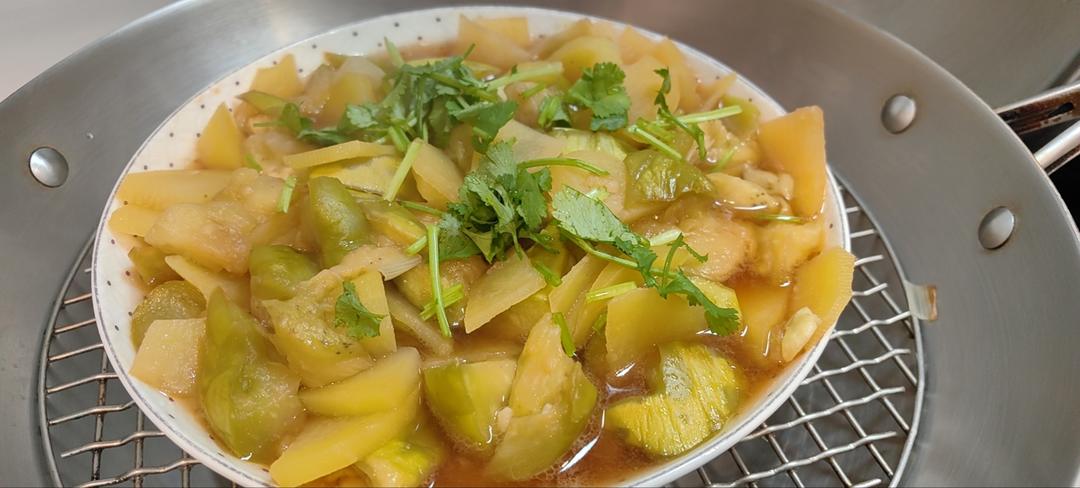 好吃不上火的土豆蒸茄子