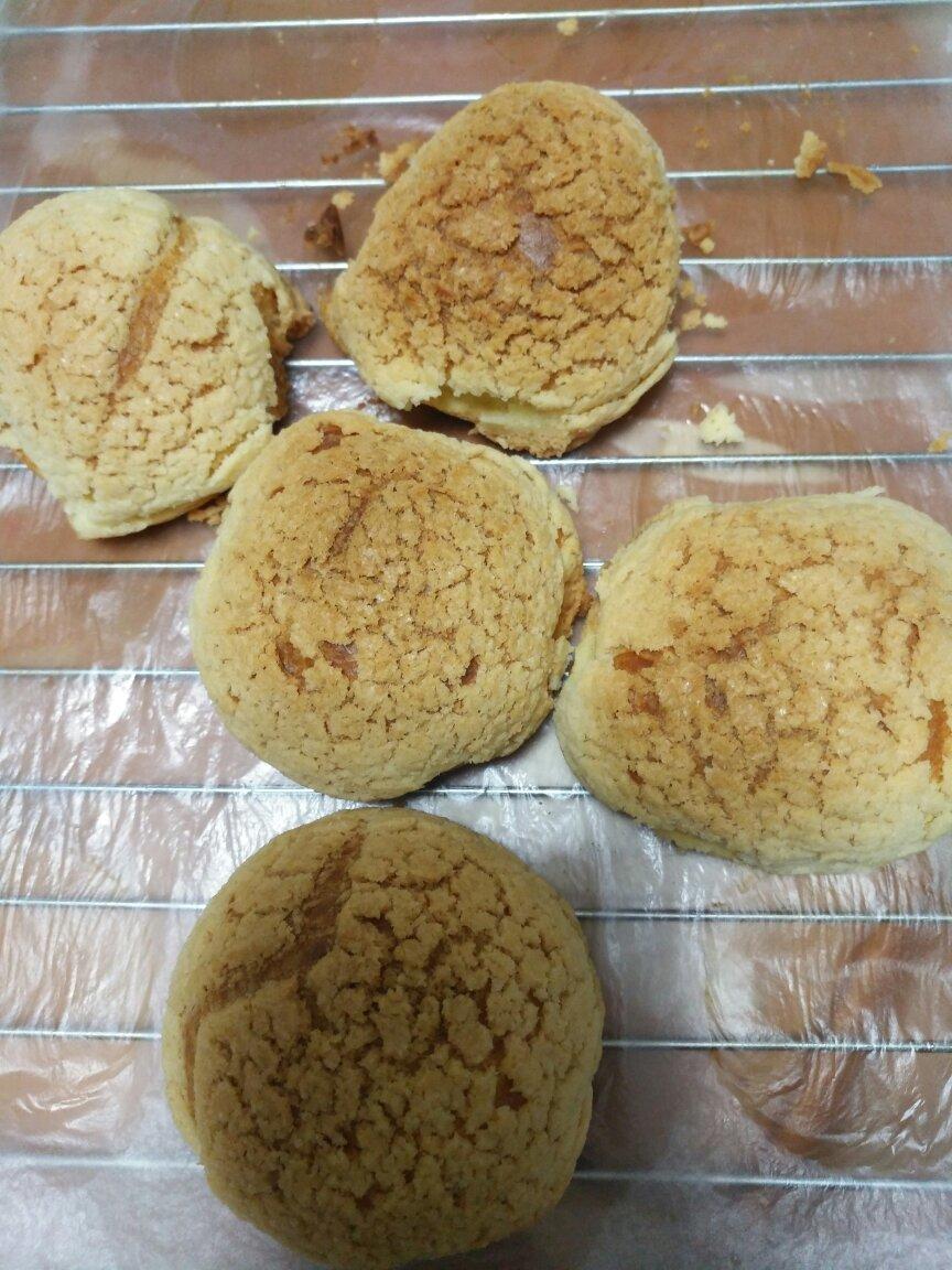 一口就爆浆的卡士达酥皮泡芙