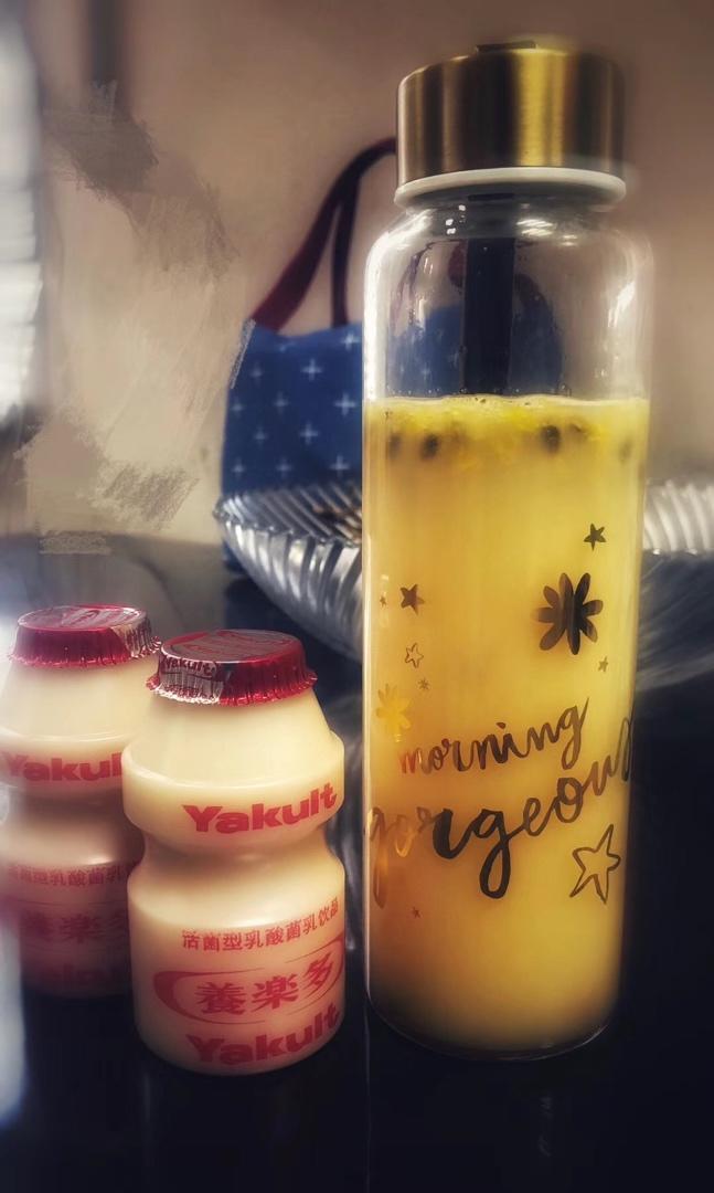 百香果雪碧养乐多