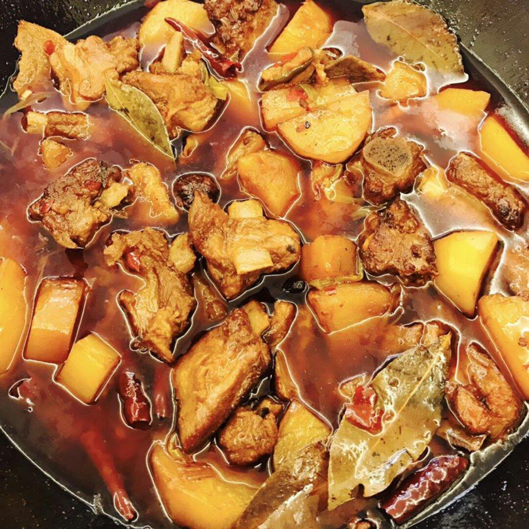 川味土豆烧排骨