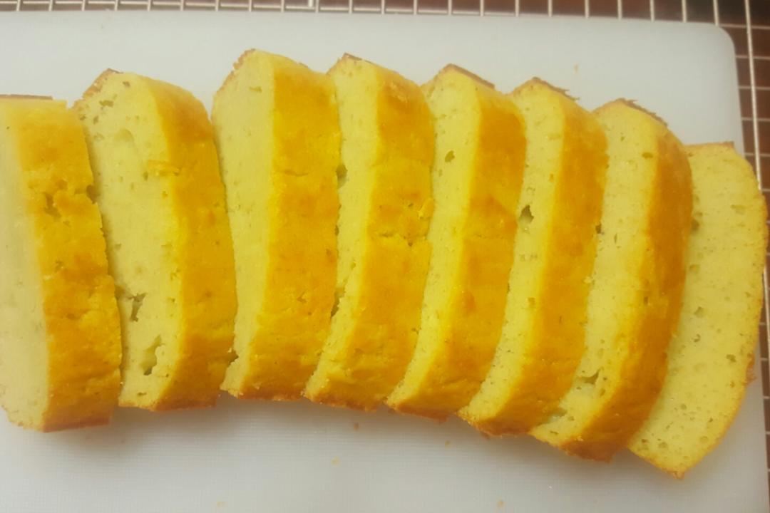 无麸质椰子面粉蛋糕