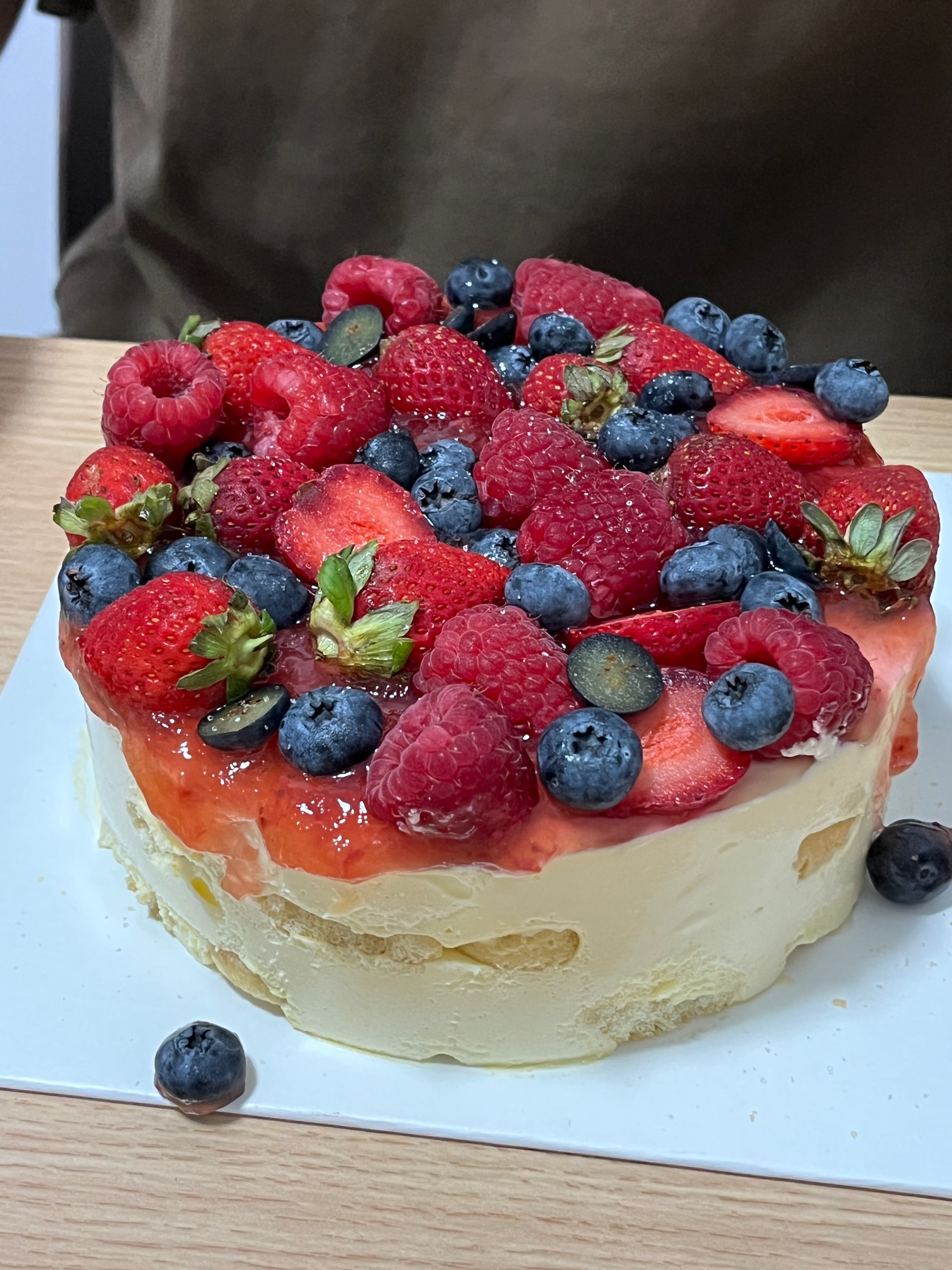莓果提拉米苏，做成了母亲节蛋糕的版本