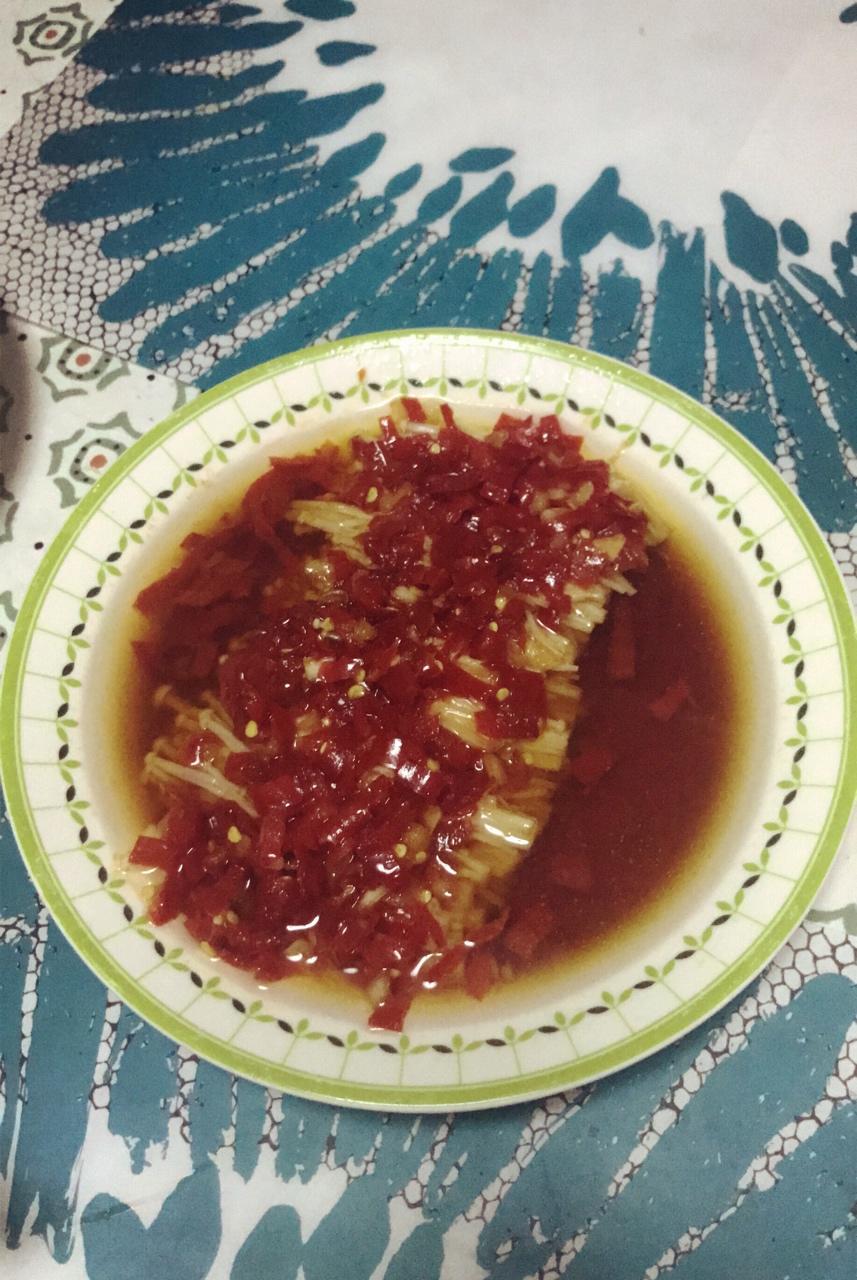 剁椒金针菇