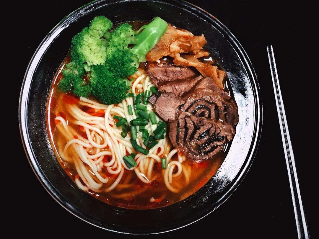 红烧牛肉面