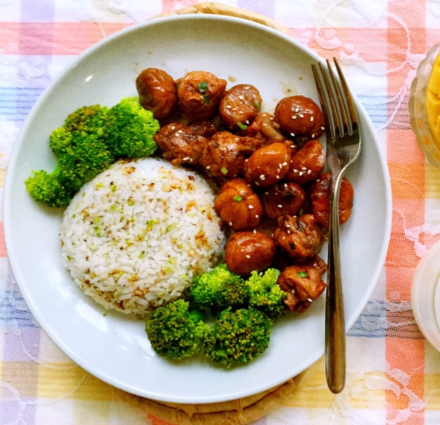 板栗烧鸡饭