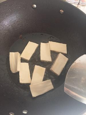 油煎白豆腐的做法 步骤2