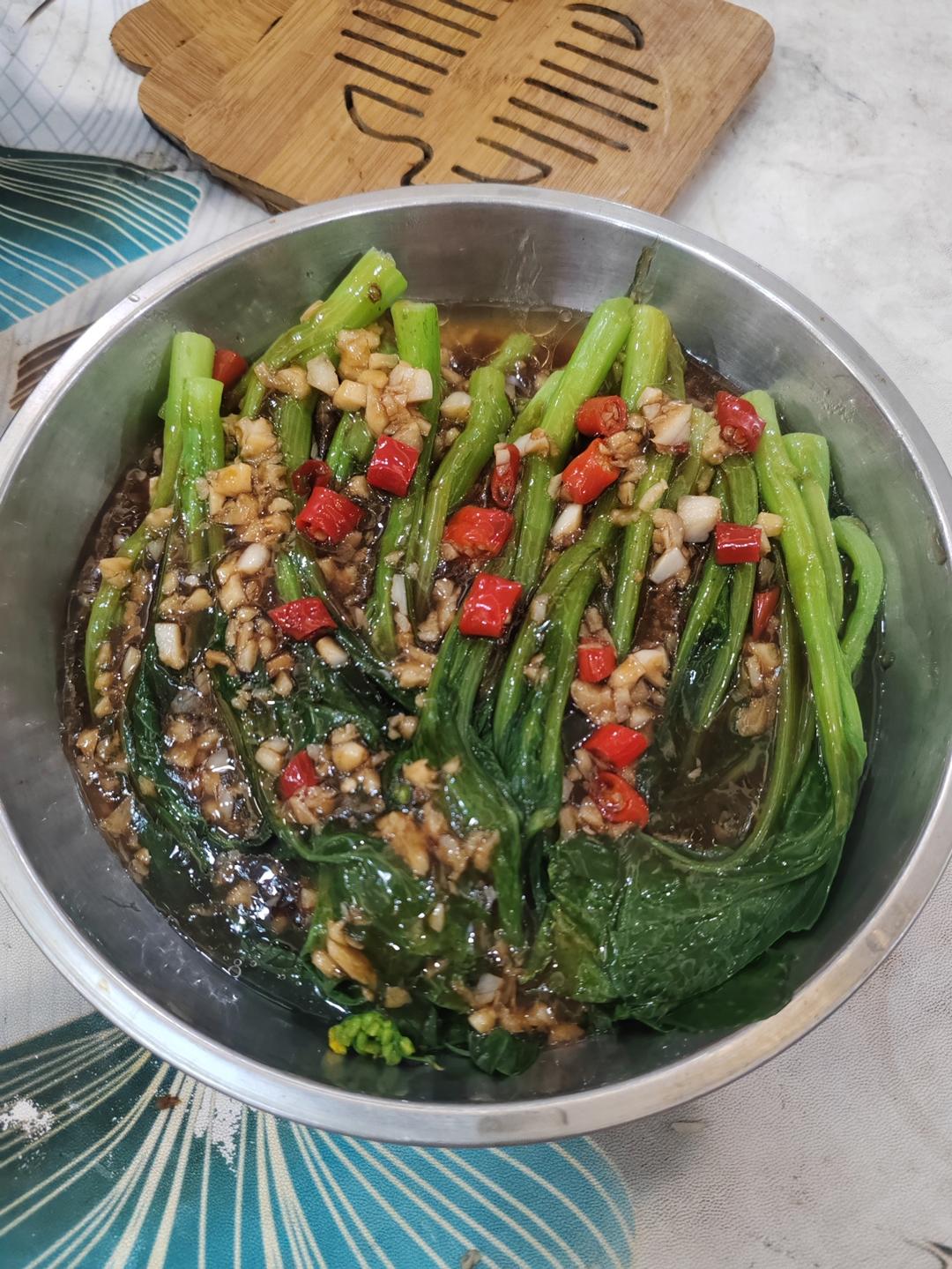 鲜嫩爽脆的蚝油菜心