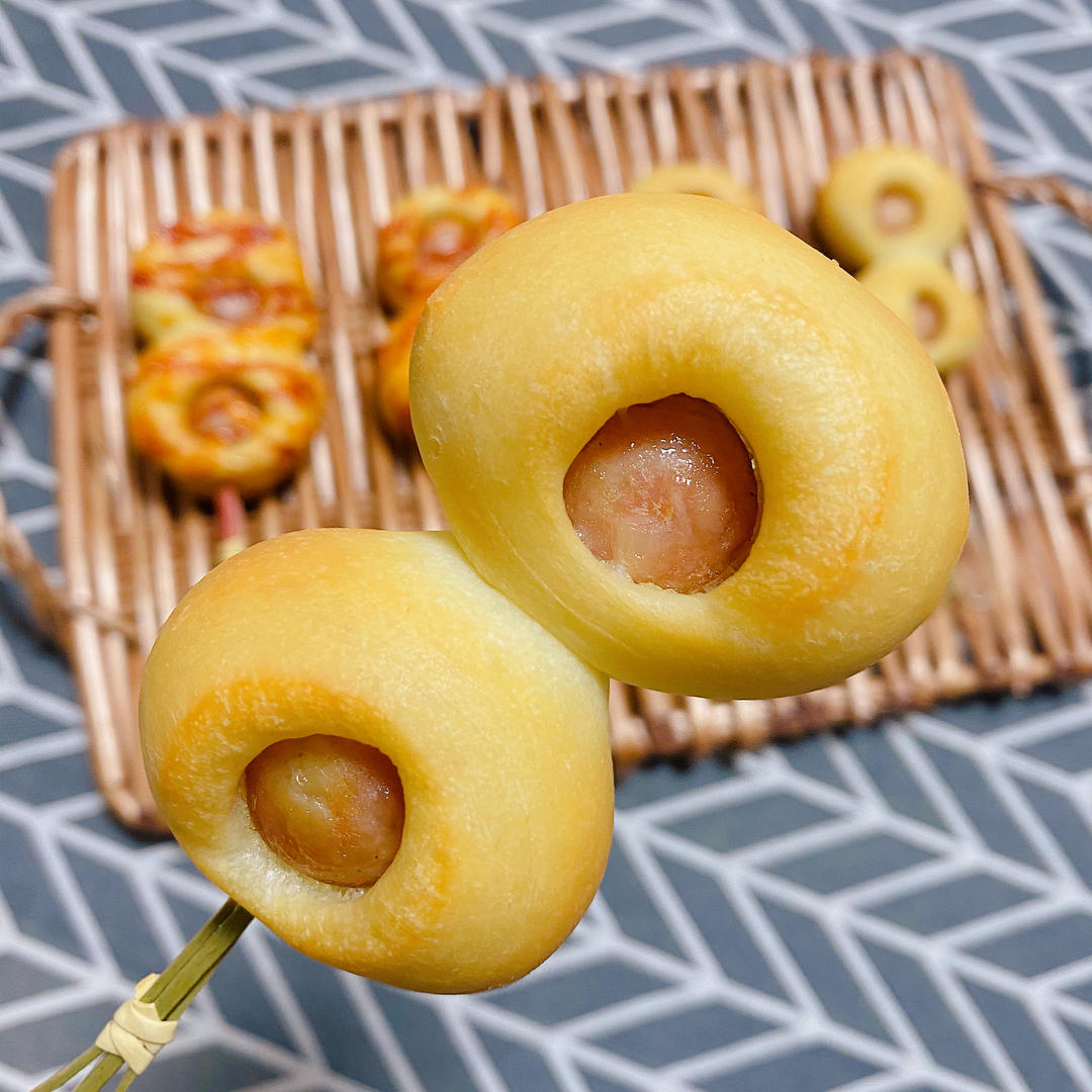 火腿串串包