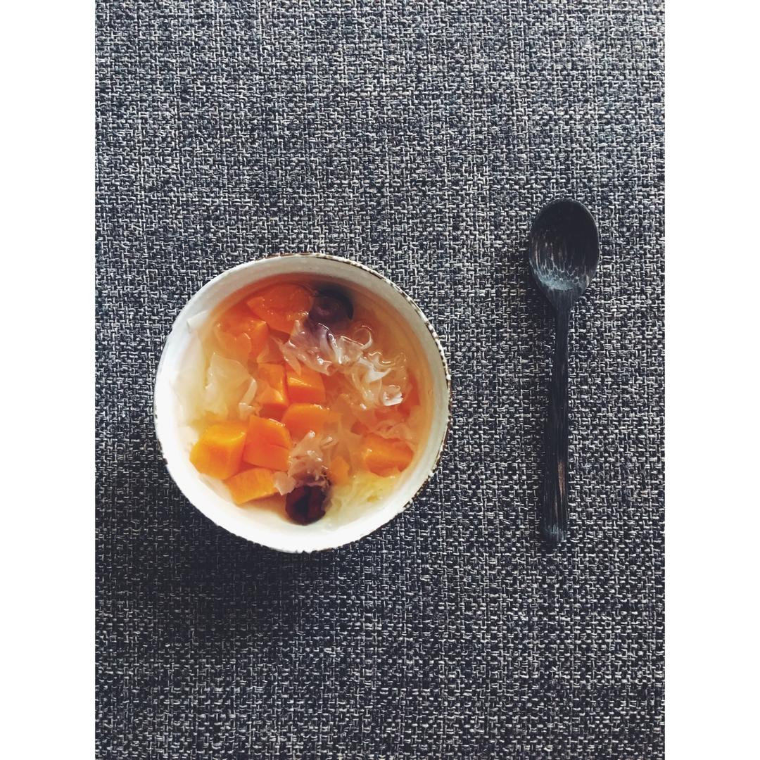 鲜奶炖木瓜