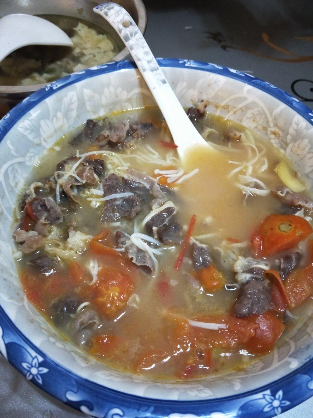 番茄肥牛汤