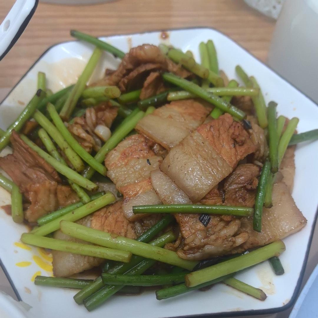 蒜苗炒肉